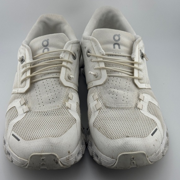 On Running Cloud 5 All White Triple White 59.98918 womens Running Sneakers Sz 7 - Picture 3 of 9